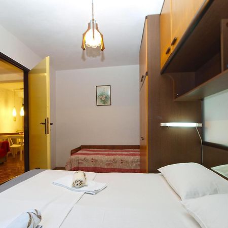 Apartments Branko 1348 พูลา ภายนอก รูปภาพ