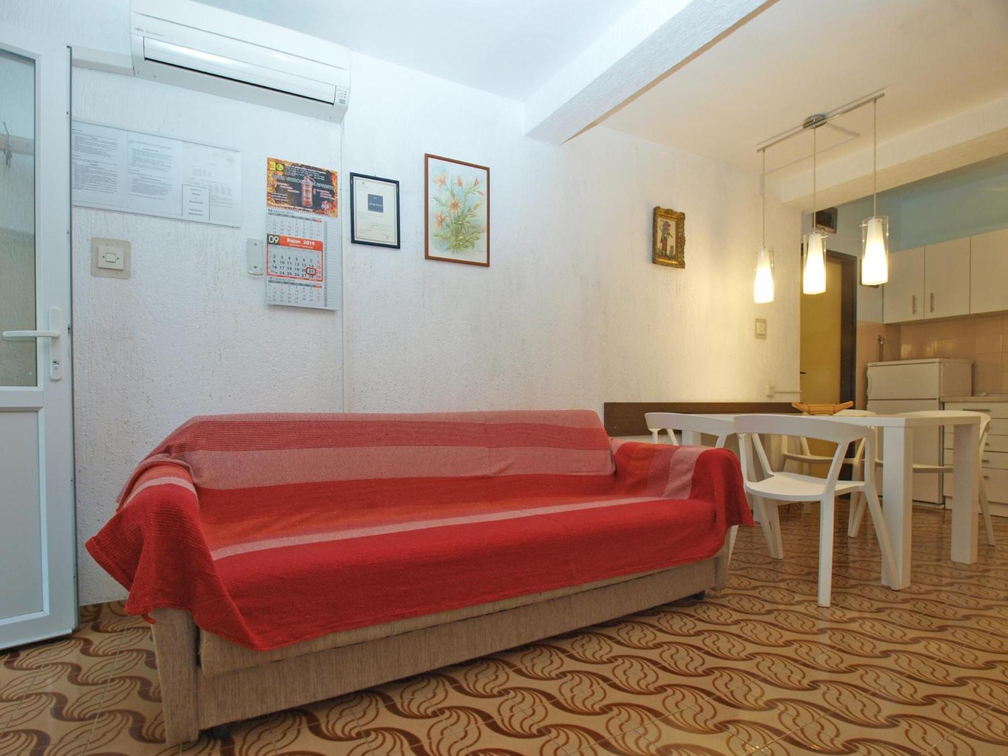 Apartments Branko 1348 พูลา ภายนอก รูปภาพ