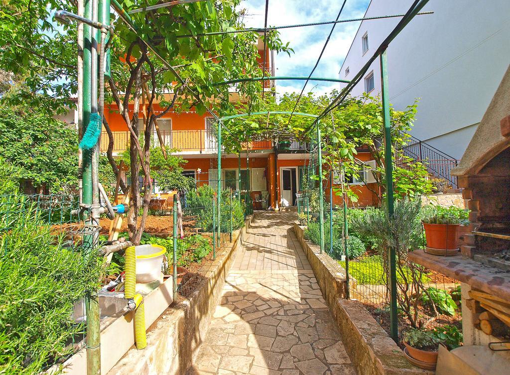 Apartments Branko 1348 พูลา ภายนอก รูปภาพ