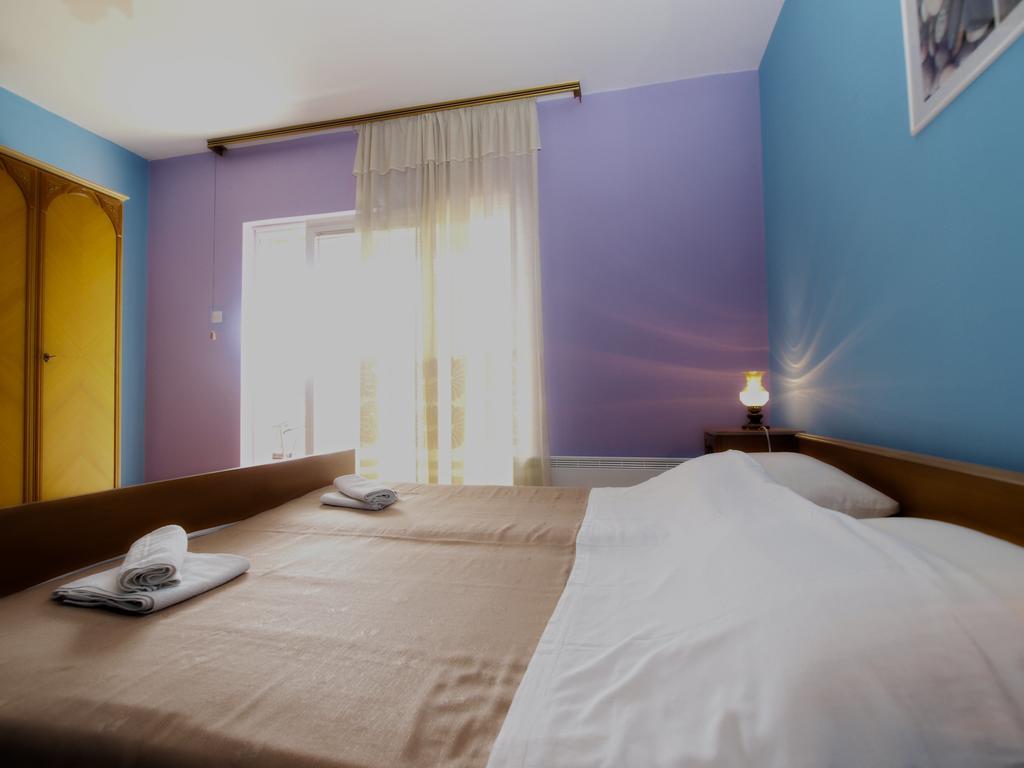 Apartments Branko 1348 พูลา ภายนอก รูปภาพ
