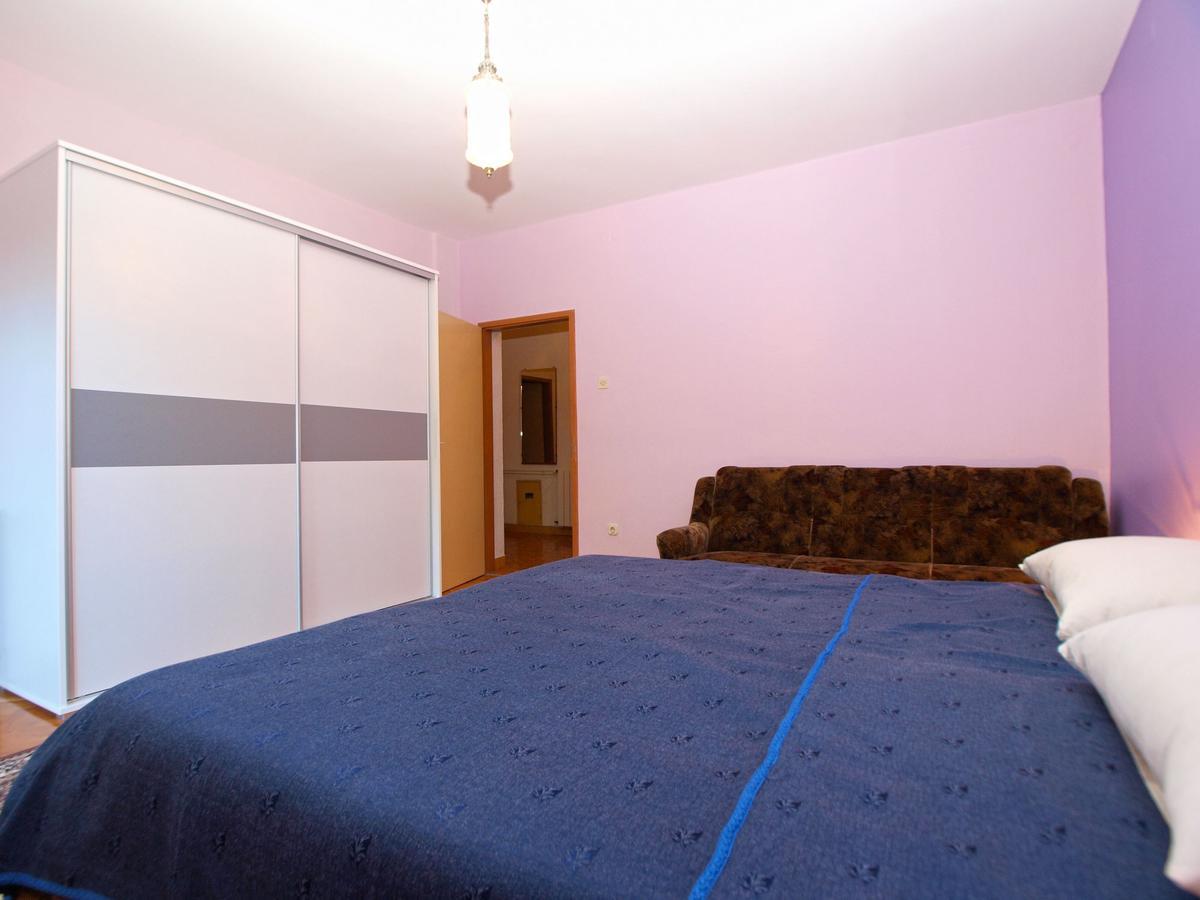 Apartments Branko 1348 พูลา ภายนอก รูปภาพ